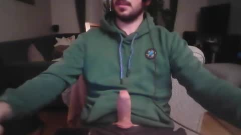 Snapshot of thx_4some_sharing chatting on February 18, 2026, 11:33 pm toobigcockforonegirl online show from February 18, 2026, 11:33 pm