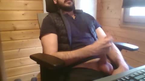 Snapshot of thx_4some_sharing chatting on March 4, 2026, 1:17 pm toobigcockforonegirl online show from March 4, 2026, 1:17 pm