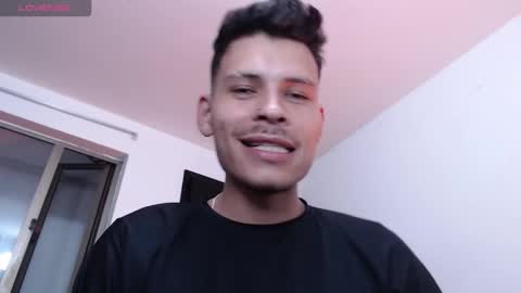 tian_domiza online show from December 4, 2025, 12:31 am