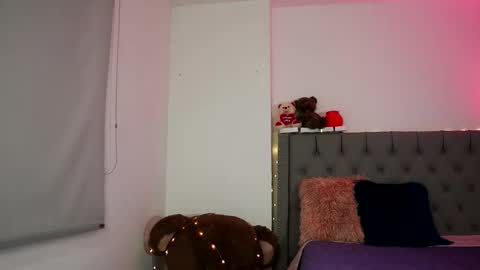 Snapshot of tiana_sanders chatting on November 10, 2025, 1:37 am TATIANA online show from November 10, 2025, 1:37 am