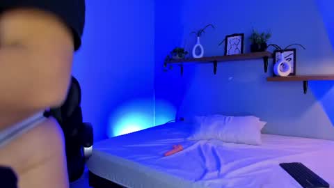 Tiana Corts online show from June 24, 2026, 2:43 am