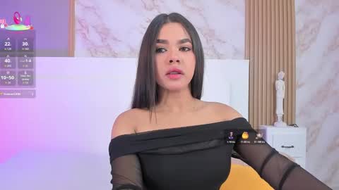 tianaglow4 online show from October 25, 2025, 12:13 pm