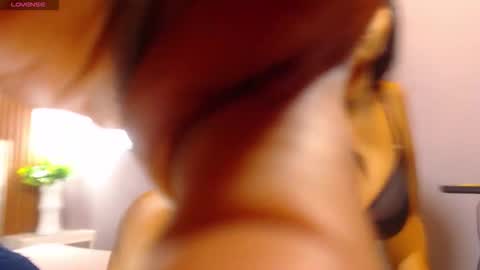 tianasky online show from November 9, 2025, 8:29 pm