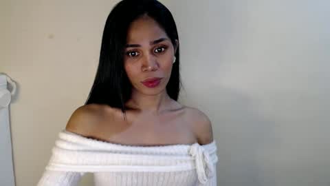 Snapshot of tiara_gurl16 chatting on October 27, 2025, 10:36 pm tiara online show from October 27, 2025, 10:36 pm