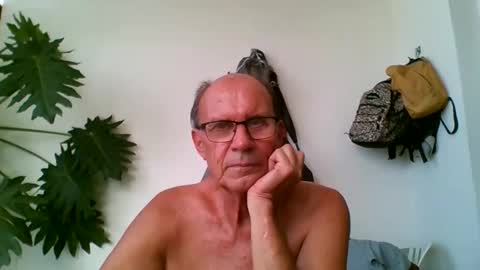 tiaretiareopui online show from January 10, 2026, 10:28 am