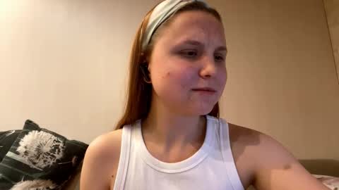 Snapshot of tientorian chatting on October 15, 2025, 1:55 pm Maria online show from October 15, 2025, 1:55 pm