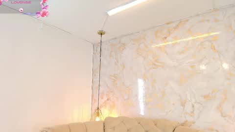 Tifani brown online show from February 7, 2026, 11:58 am