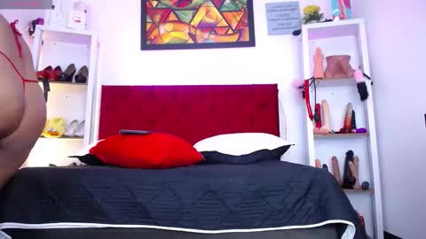 Tifanny Nails  online show from February 18, 2026, 5:42 pm