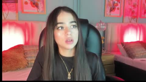 Snapshot of tifannywolf_ chatting on November 15, 2025, 3:15 am Your Princess Tif online show from November 15, 2025, 3:15 am