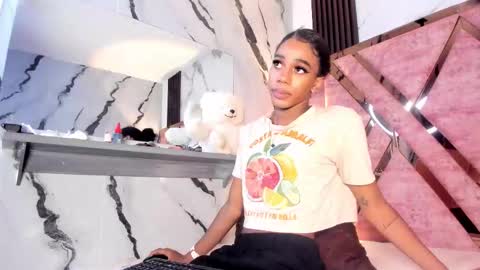 Snapshot of tifany_bigdick chatting on February 3, 2026, 6:57 pm Tifanny online show from February 3, 2026, 6:57 pm