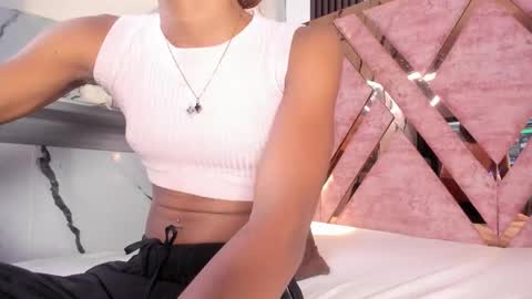 Snapshot of tifany_bigdick chatting on February 21, 2026, 6:53 pm Tifanny online show from February 21, 2026, 6:53 pm