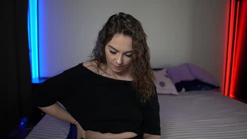 Tiffany online show from February 8, 2025, 12:28 am