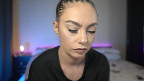 Tiffany online show from February 4, 2026, 9:20 pm