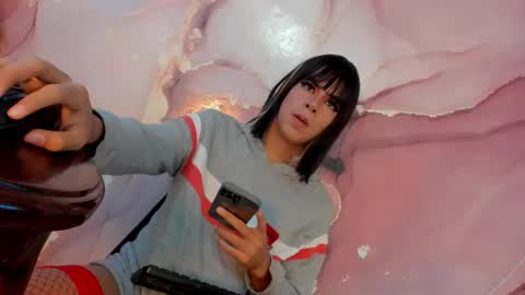 Tiffany online show from February 22, 2025, 8:18 am