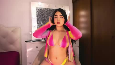 Tiff online show from November 12, 2025, 3:18 am