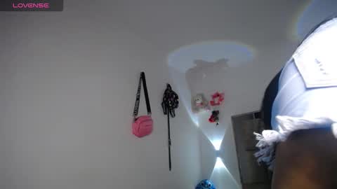 tiffany online show from November 15, 2025, 10:15 pm