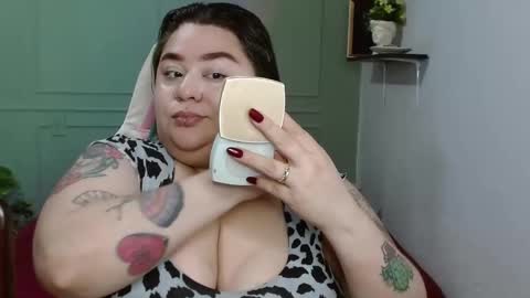 Snapshot of tiffany_laurens chatting on January 6, 2025, 6:58 am dont forget ask for custom vids online show from January 6, 2025, 6:58 am