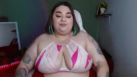 Snapshot of tiffany_laurens chatting on January 26, 2025, 9:19 am dont forget ask for custom vids online show from January 26, 2025, 9:19 am