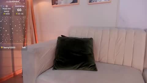 tiffany_low online show from January 10, 2026, 1:57 pm