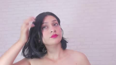 tiffany_mendez online show from January 25, 2025, 12:05 pm