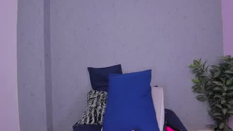 Snapshot of tiffany_mendez chatting on March 6, 2026, 12:12 pm tiffany_mendez online show from March 6, 2026, 12:12 pm