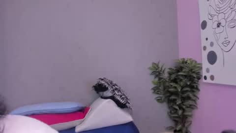 Snapshot of tiffany_mendez chatting on March 20, 2026, 12:10 pm tiffany_mendez online show from March 20, 2026, 12:10 pm