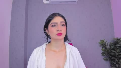 Snapshot of tiffany_mendez chatting on April 20, 2026, 12:08 pm tiffany_mendez online show from April 20, 2026, 12:08 pm