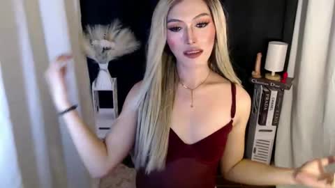 tiffany online show from November 12, 2025, 2:28 pm