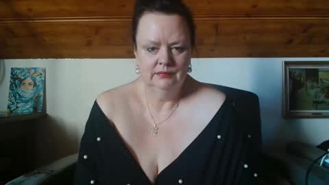 TiffanyMature online show from March 6, 2026, 8:22 am
