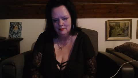 TiffanyMature online show from May 12, 2026, 8:50 pm