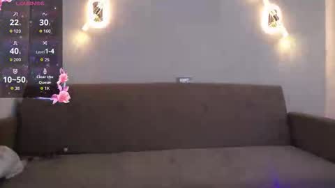 Tifany online show from November 30, 2025, 3:43 am