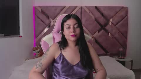 Ana online show from March 5, 2026, 9:33 pm