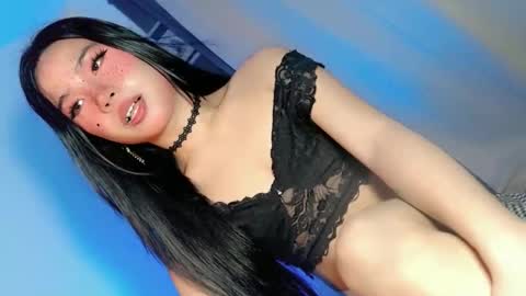 tight_elliana online show from November 30, 2025, 1:48 pm