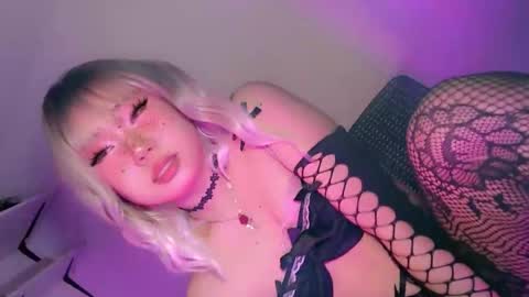 tight_elliana online show from March 30, 2026, 9:16 pm