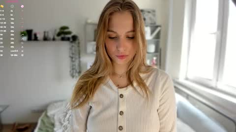 Elizabeth Elize online show from March 26, 2026, 11:05 am