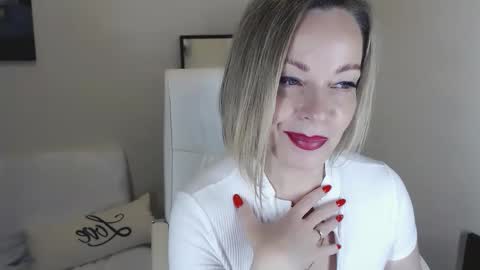 Tilly online show from January 9, 2025, 4:49 pm