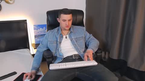 ask me online show from February 1, 2025, 12:29 am