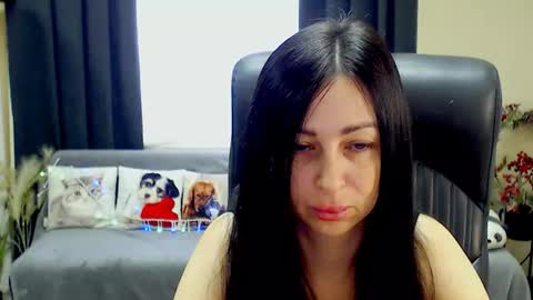 Snapshot of timeparadice chatting on June 10, 2026, 7:51 am Luisa online show from June 10, 2026, 7:51 am