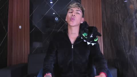 Snapshot of timmy_king777 chatting on November 23, 2025, 8:52 pm Timmy King -. online show from November 23, 2025, 8:52 pm