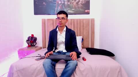 Evans  online show from November 20, 2025, 8:30 pm