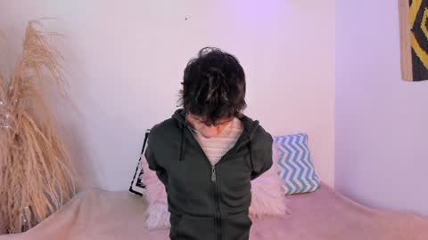 Timothy 21 years old online show from December 19, 2024, 8:44 pm