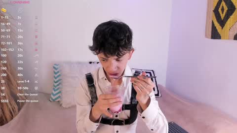 Timothy 21 years old online show from December 20, 2024, 8:01 pm