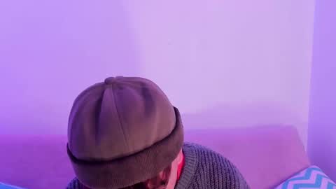 Timothy 21 years old online show from November 12, 2025, 9:03 pm