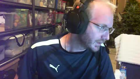 timtimmyyyy online show from September 23, 2025, 12:24 am