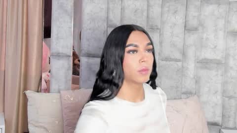 Tina noa online show from November 7, 2025, 11:43 am