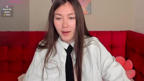 Tina  online show from April 4, 2026, 1:37 am