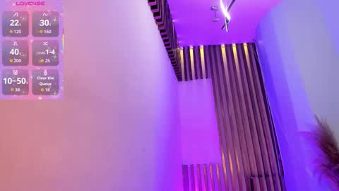 Tina  online show from December 23, 2025, 5:16 am