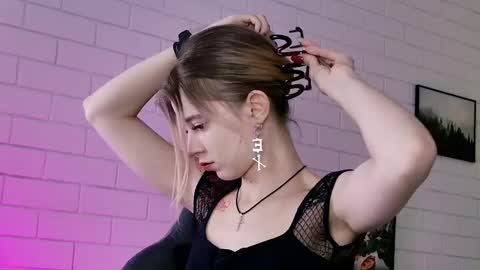 Tina Davil online show from January 13, 2026, 1:16 pm