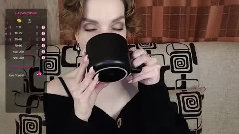 Tina online show from December 18, 2025, 5:13 am