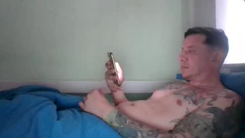 tinizzle86 online show from April 20, 2026, 1:14 pm